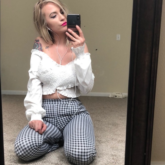 Small ruffle crop top long sleeve white - Picture 3 of 5